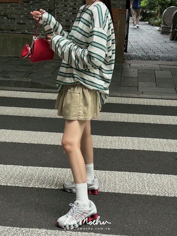 中低腰後口袋牛仔澎裙